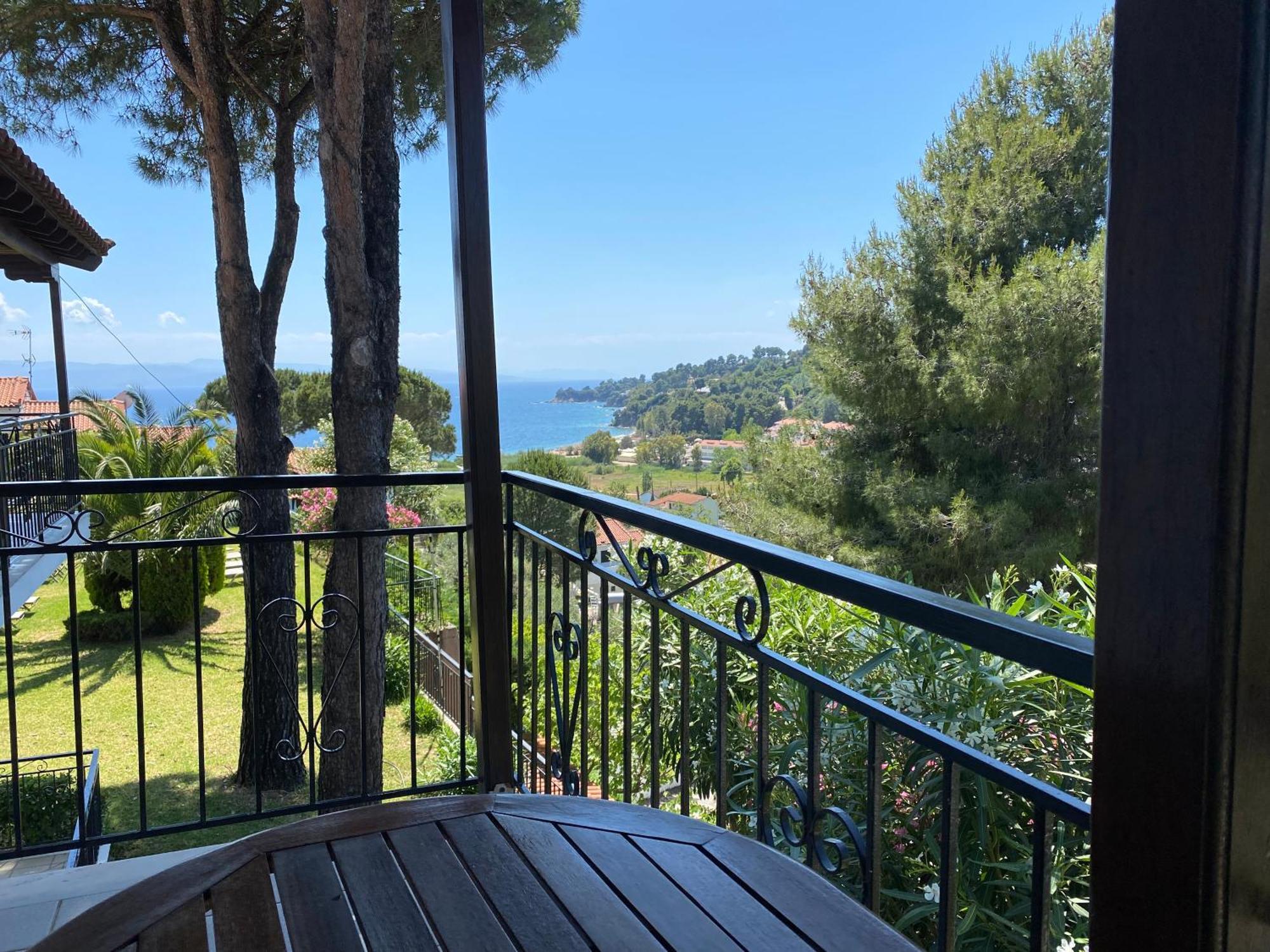 Villa Xanthippi Agia Paraskevi  Buitenkant foto