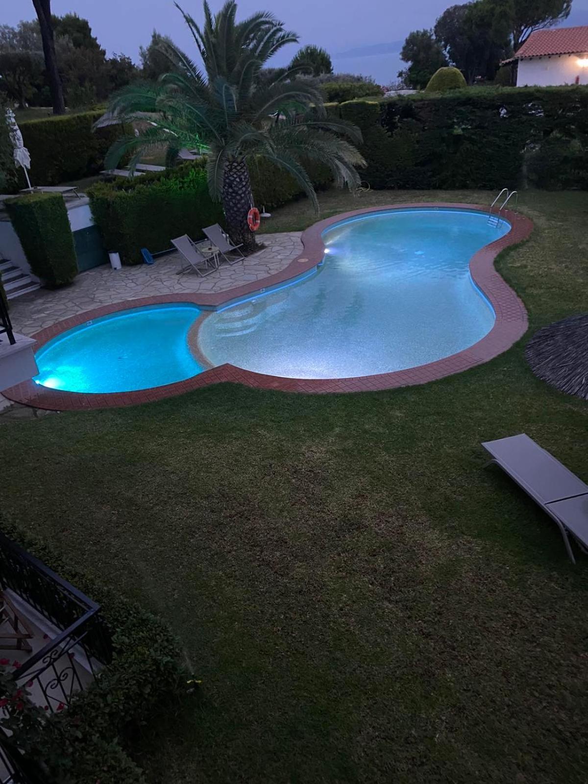 Villa Xanthippi Agia Paraskevi  Buitenkant foto
